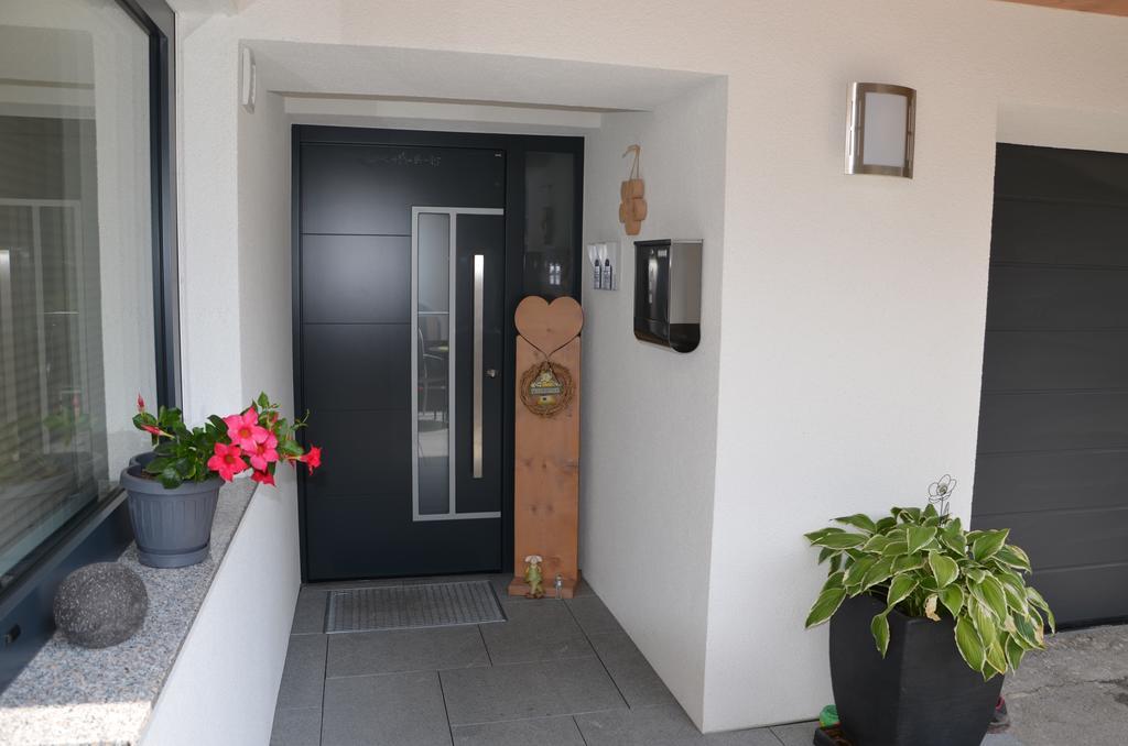 Appartement Alpengluehn Оец Екстериор снимка